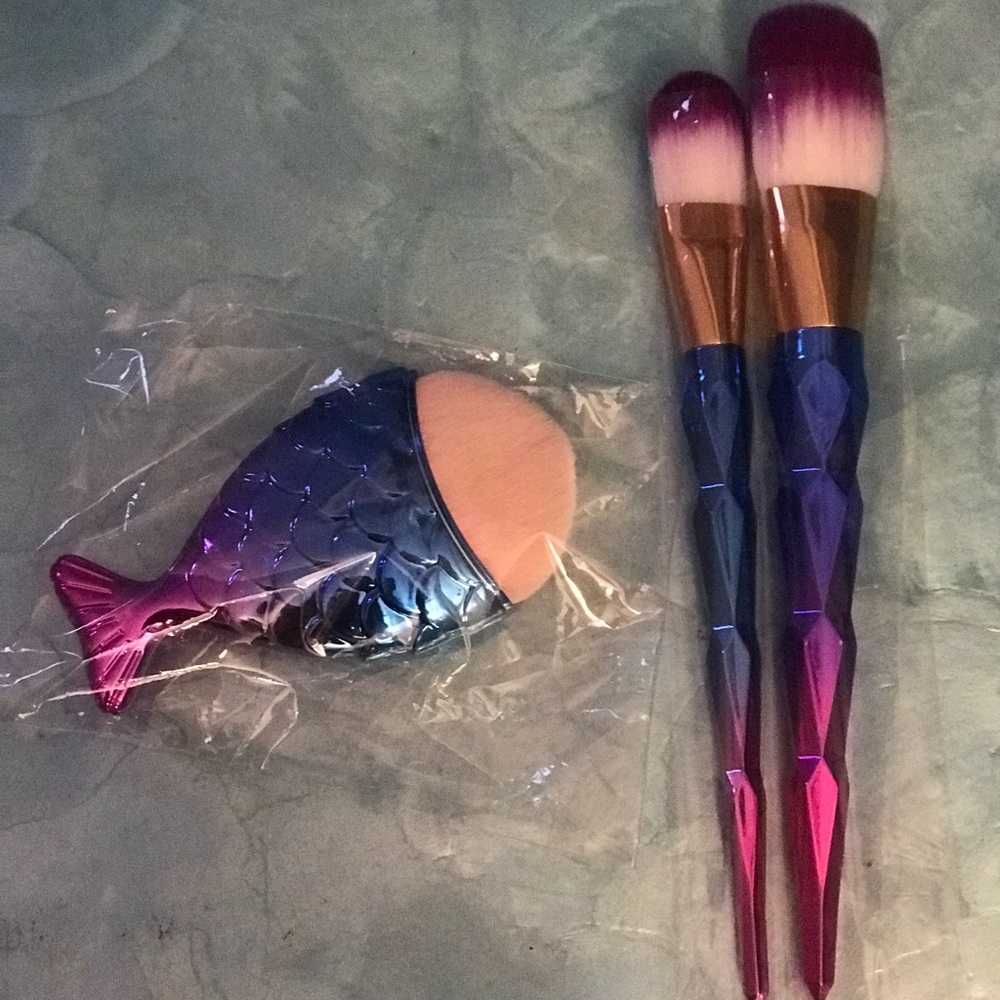 🆕3 Mermaid ombré color makeup brushes - Picture 5 of 5